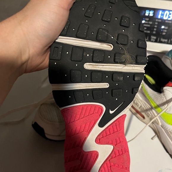 Nikes - Picture 2 of 3